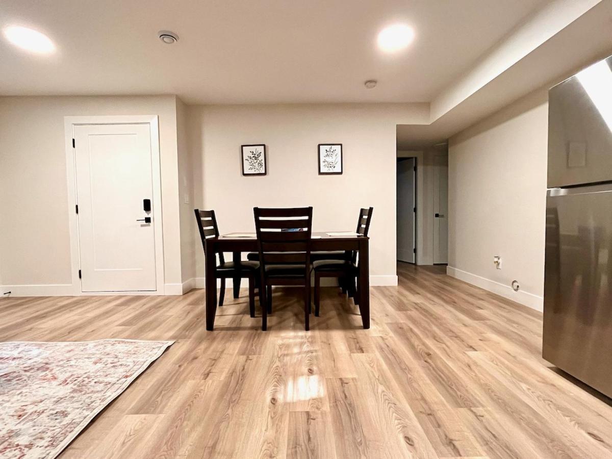 The Harmony Inn Spacious 2 Bdrms 2 Beds Basement Suite Surrey Exterior foto